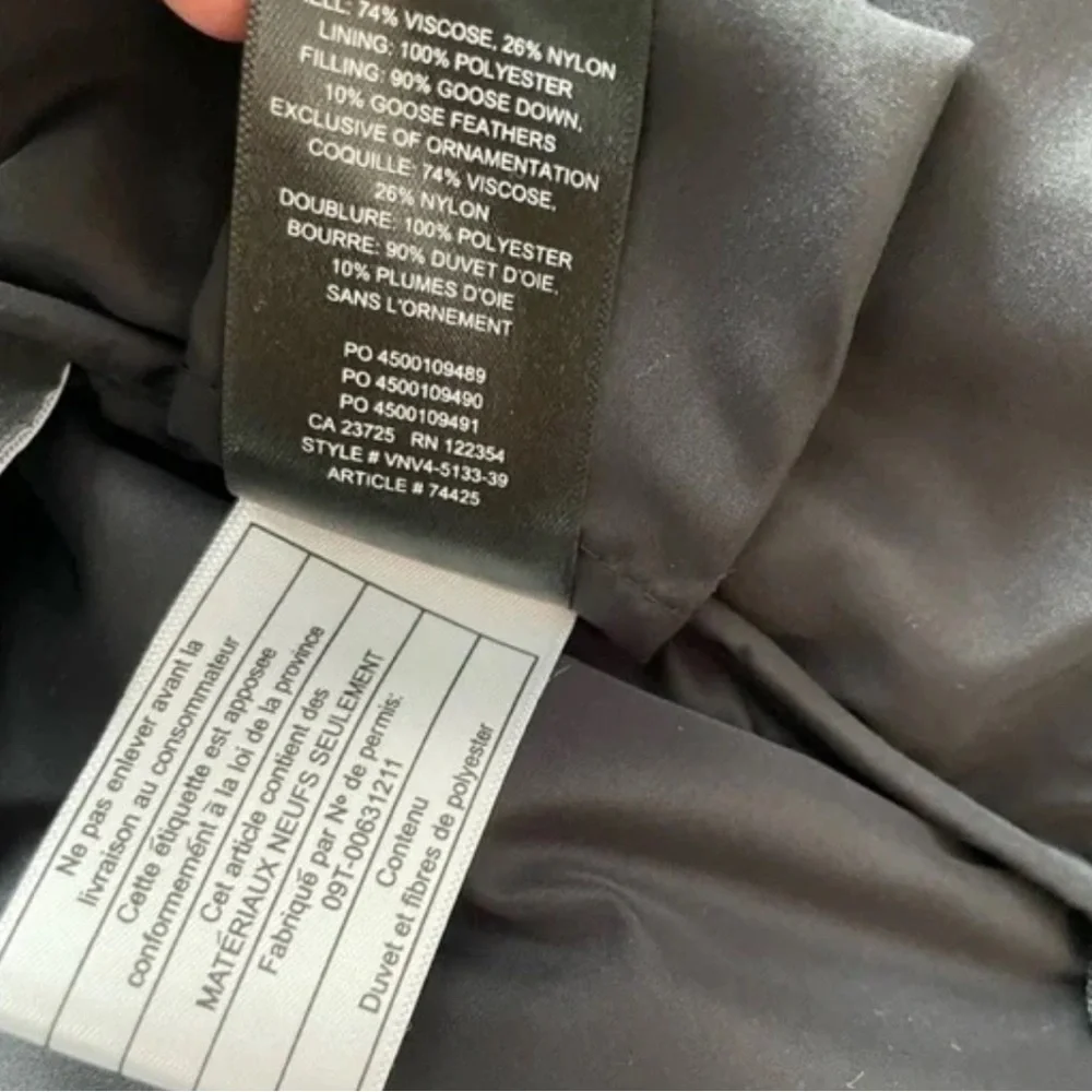 Aritzia Wilfred The Cloud Puff Velvet - Picture 6 of 8